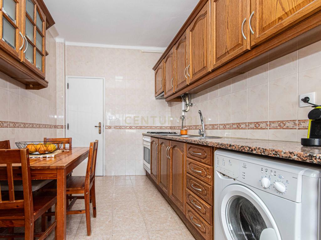 Apartamento T2 Moita – Ideal para Habitação Própria ou Investimento! - Image 13