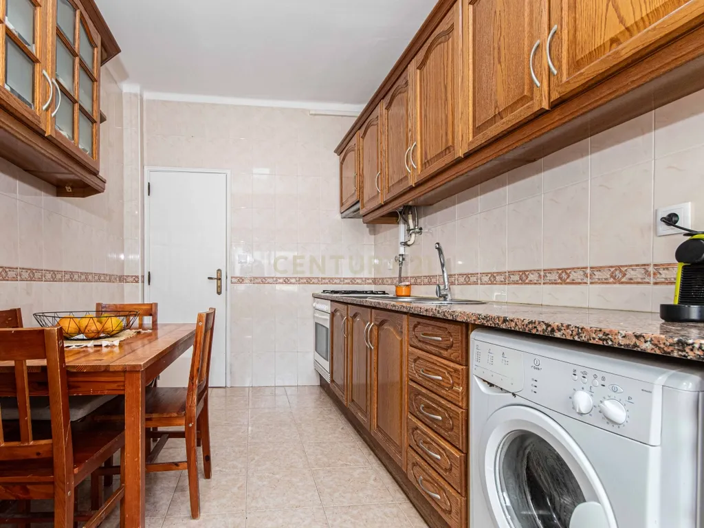 Apartamento T2 Moita – Ideal para Habitação Própria ou Investimento! - Image 13
