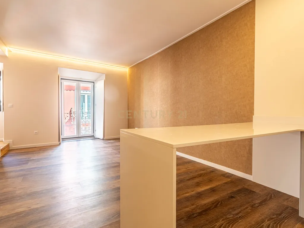 Magnifico Duplex | A Estrear | Centro Histórico de Setúbal | Junto à Sé - Image 8