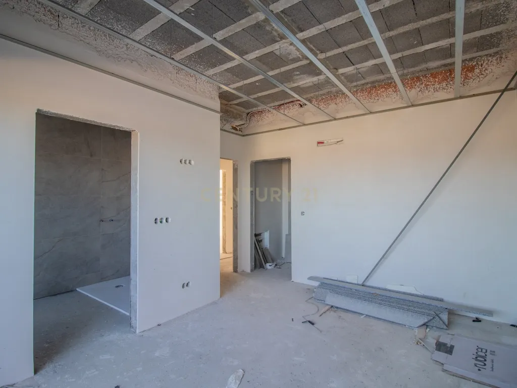 Moradia geminada em construção, com piscina e jardim na Boavista, Lavos, Figueira da Foz. - Image 37