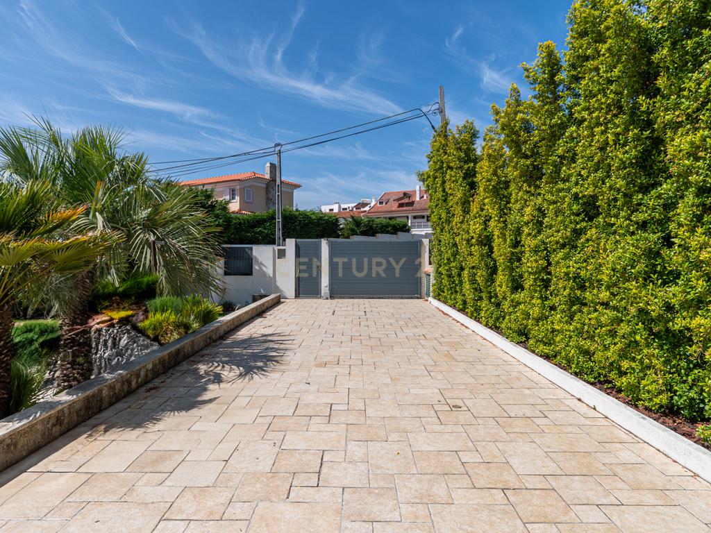 Moradia T5 com piscina em Sesimbra - Image 4