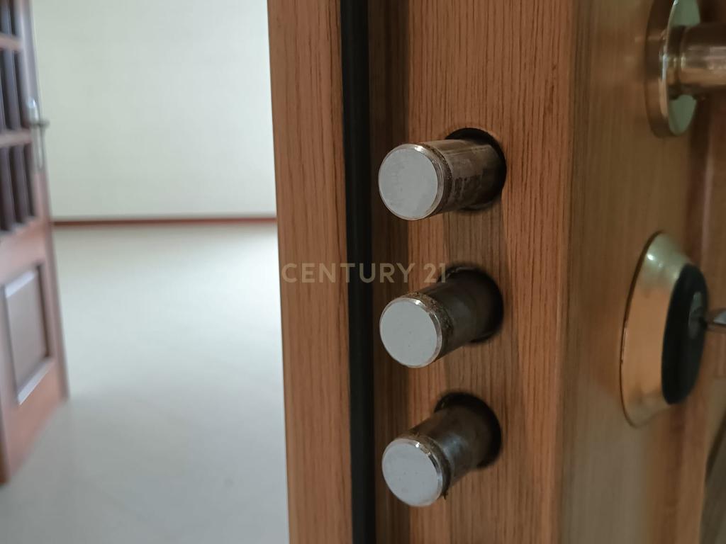 T3 com Suite/Garagem e Arrecadação - Vialonga - Image 34