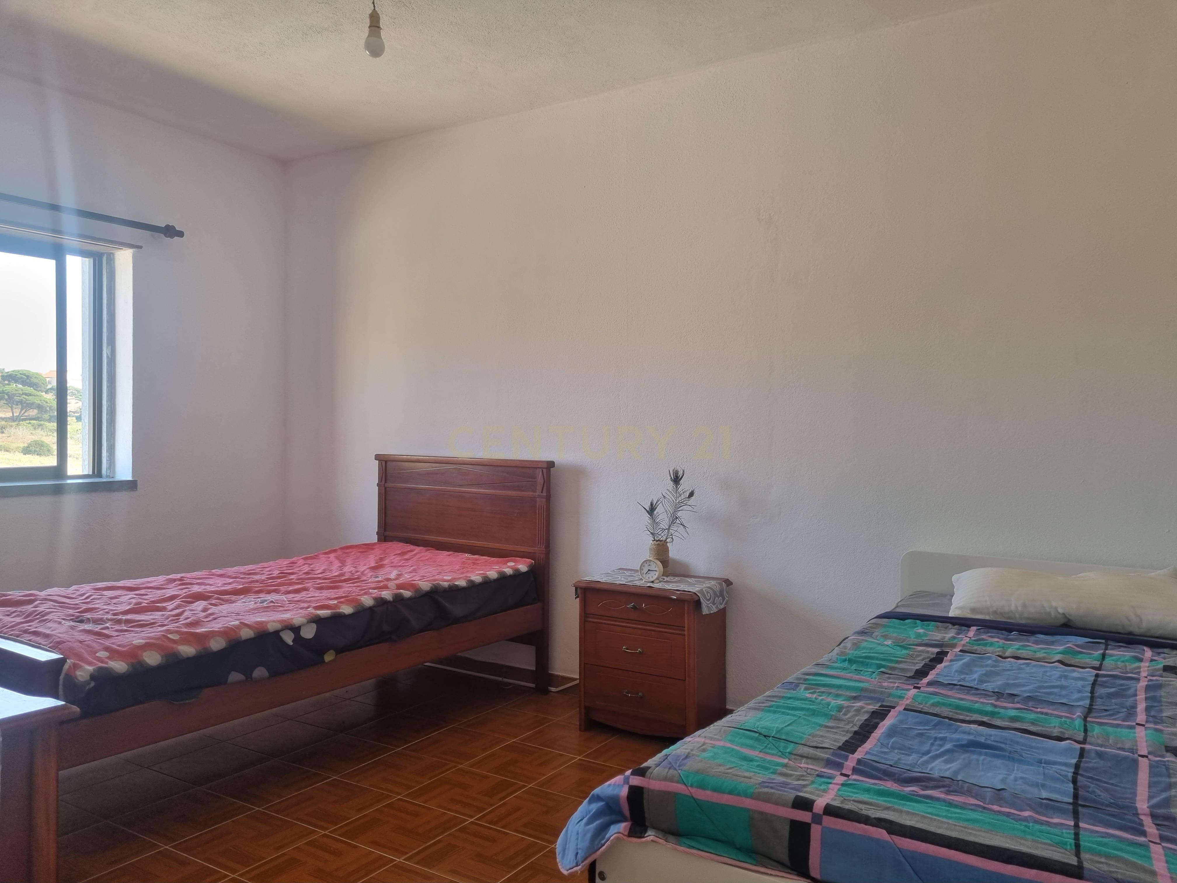 Moradia T3 isolada com vista mar - Image 17