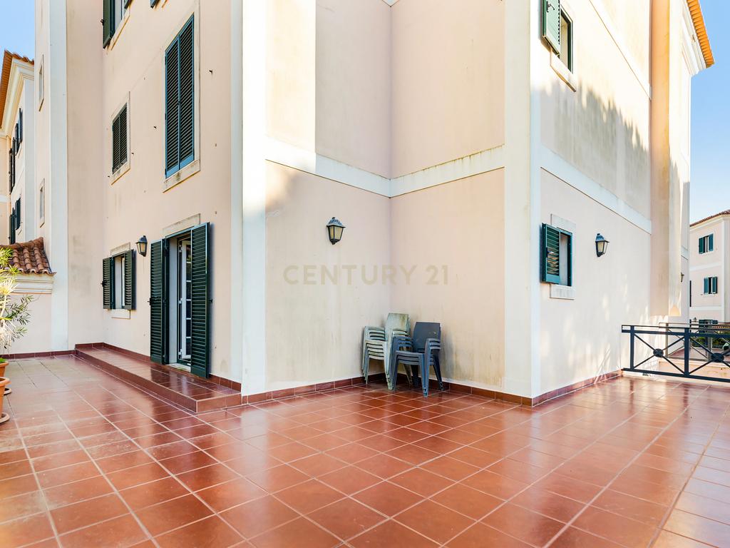 Fantástico apartamento T2 com jardim privativo na Quinta da Beloura com vista mar - Image 5