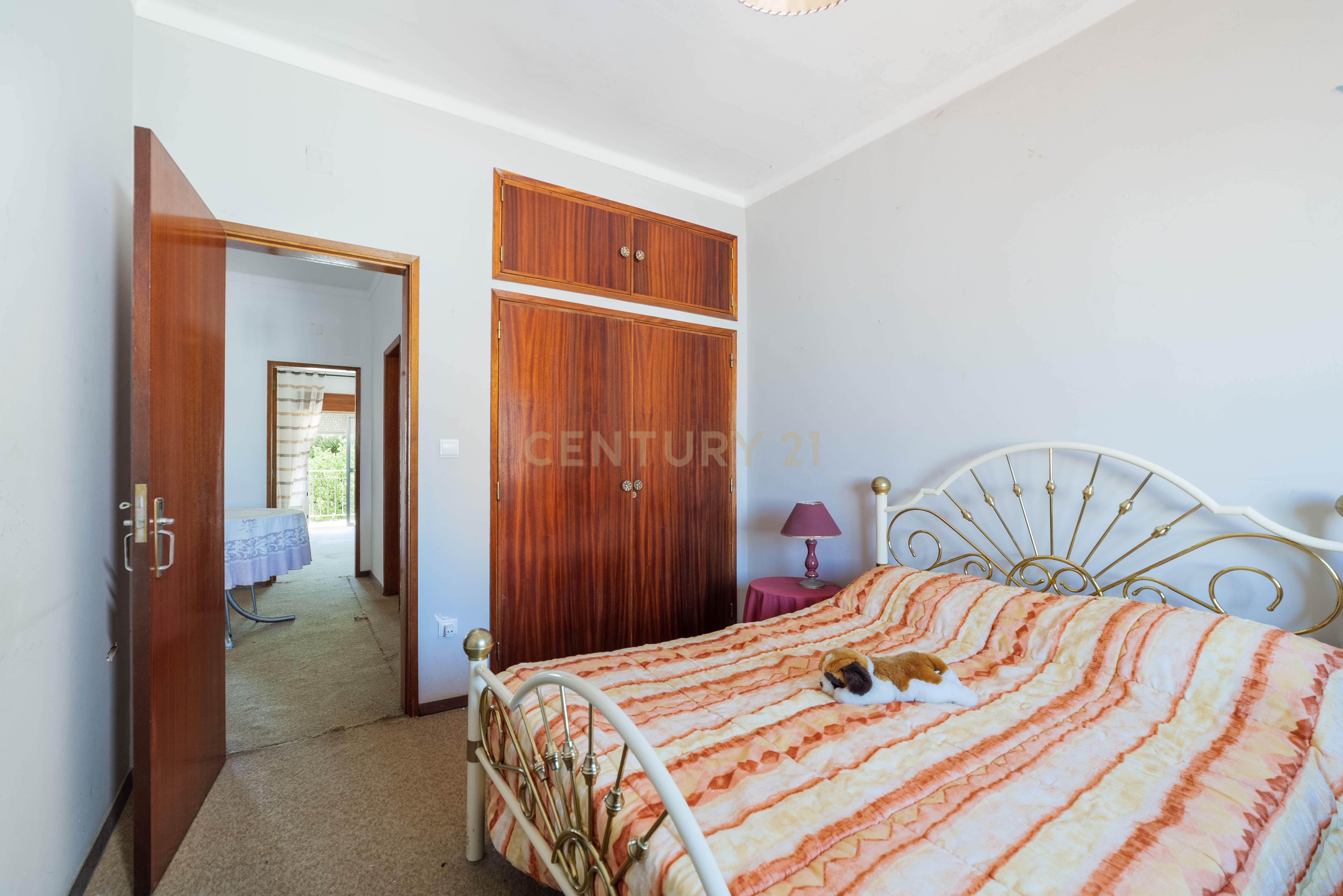 Moradia T3 com Espaço Comercial no Centro de Tavira – Largo de São Brás - Image 23