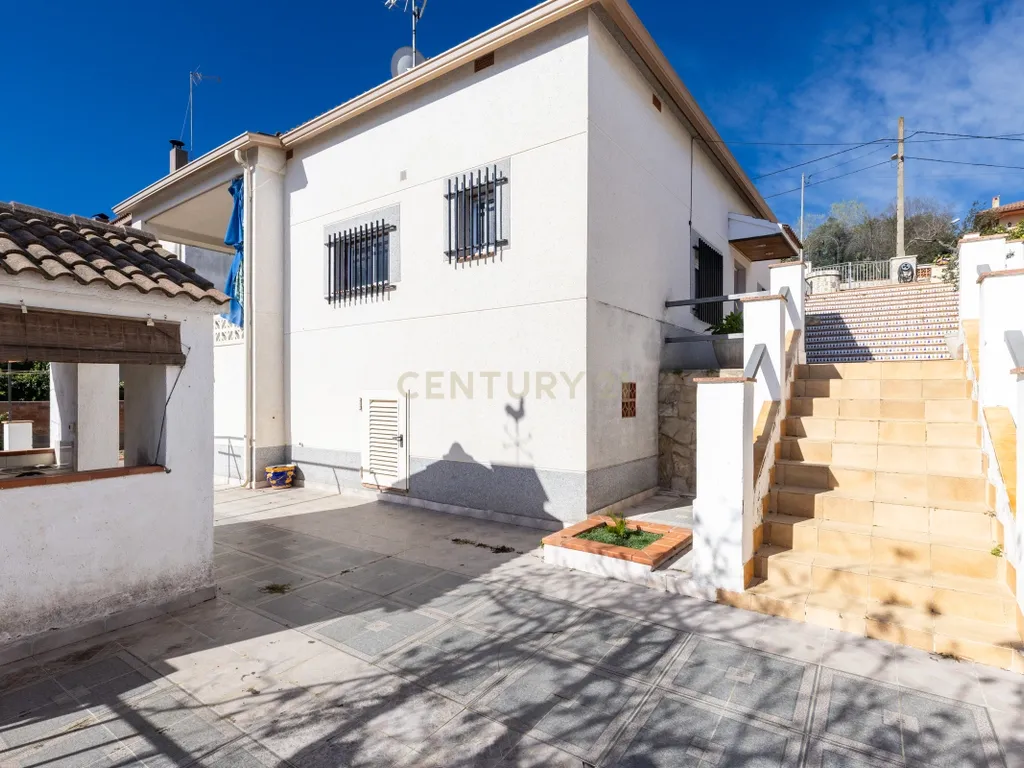 HABITATGE EN PLANTA Casa en venda a Olivella – entorn natural a 15 minuts de Sitges - Image 49