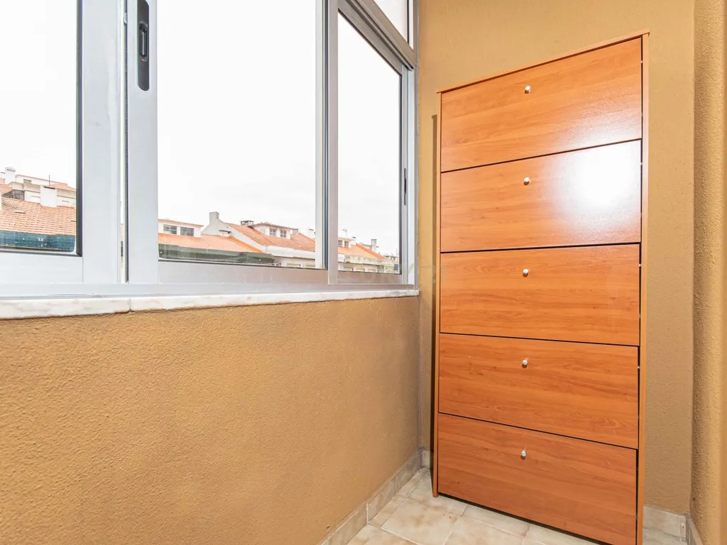 Apartamento T3 + 74m2 de área extra em Agualva-Cacém - Image 23