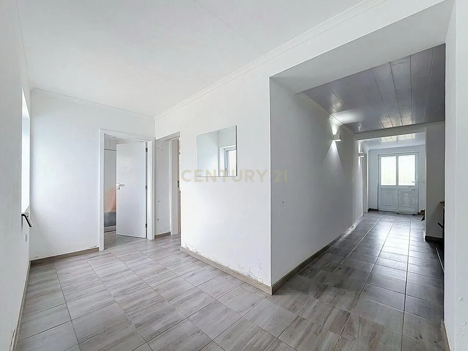 🌿 MORADIA 3 QUARTOS, COM 1.378 M² DE TERRENO | LOMBA DO BOTÃO– POVOAÇÃO - Image 13