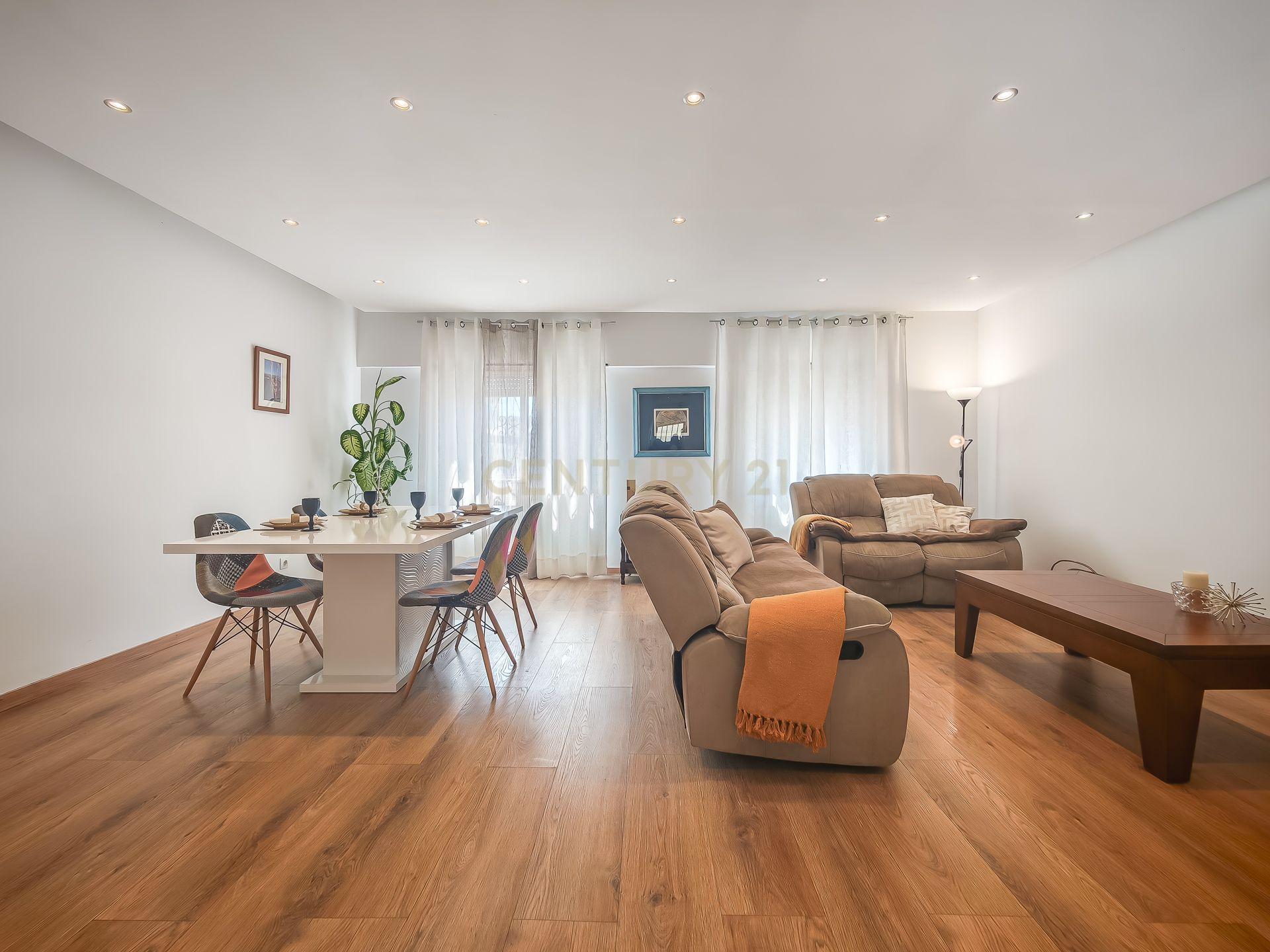 Fotografia 6 de 🏡 Moradia T3 Totalmente Remodelada em Camarate, Loures | O Espaço de uma Casa ao Preço de um Apartamento!