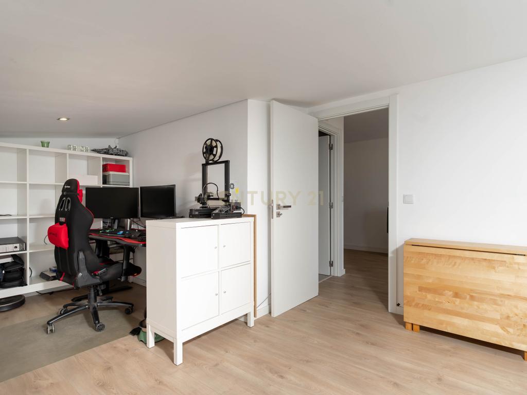 Duplex no Parque Luso em Corroios - Image 38