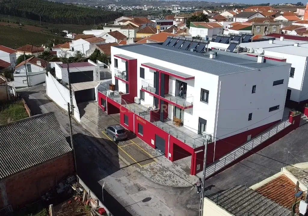 T2 Nadrupe- Lourinhã, Moderno e Totalmente Equipado - Image 1