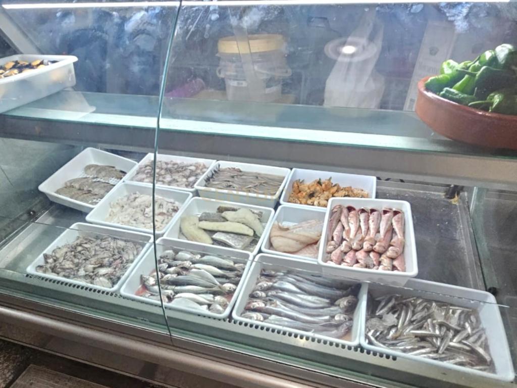 GRANDE OPORTUNIDADE DE TRANSFERÊNCIA DESTA TABERNA ABERTA DESDE 1965 QUE CONSERVA SEU CARÁTER TRADICIONAL. - Image 4
