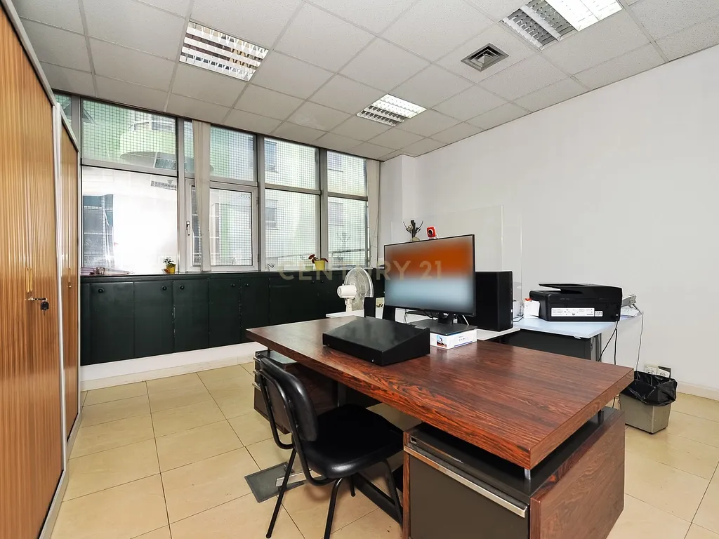 Edifício Areeiro de 2.230m2 P/ Residência Universitário C/ Projeto Aprovado - Image 11
