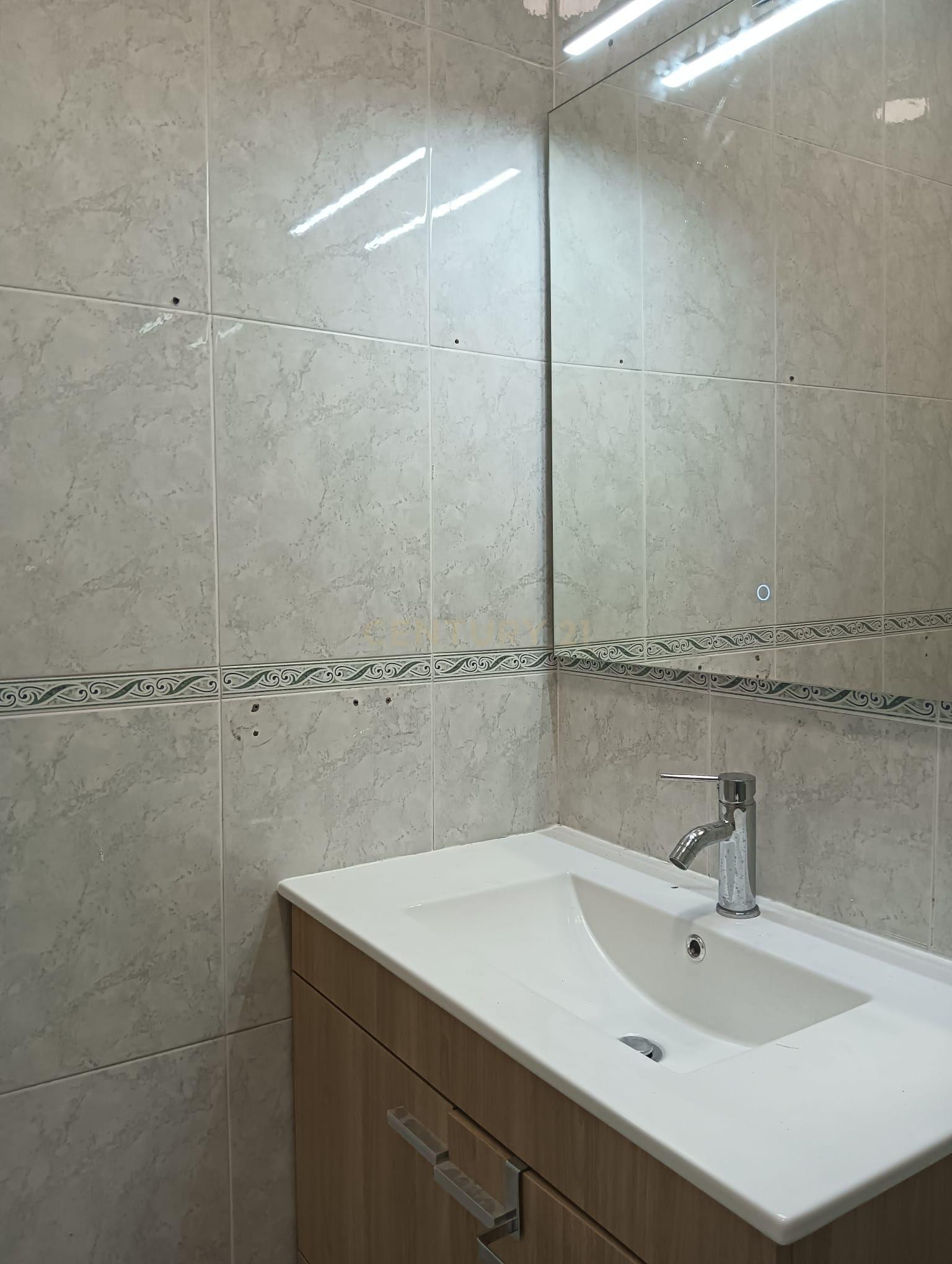 Apartamento para Investimento Metro de Alfornelos - Image 17