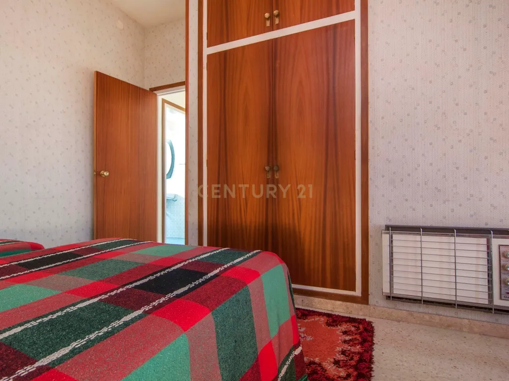 undefined - Image 25