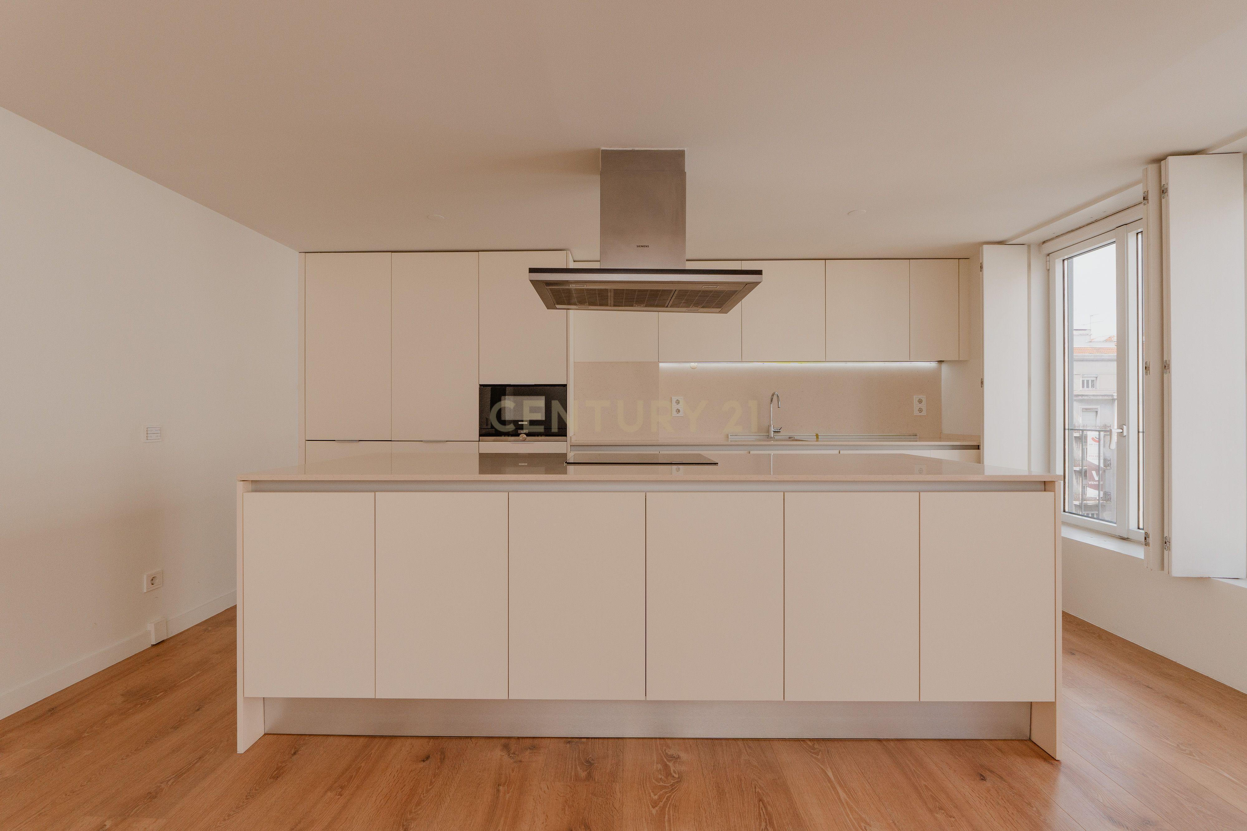 Apartamento T1 de Luxo - Avenida da Liberdade - Image 6
