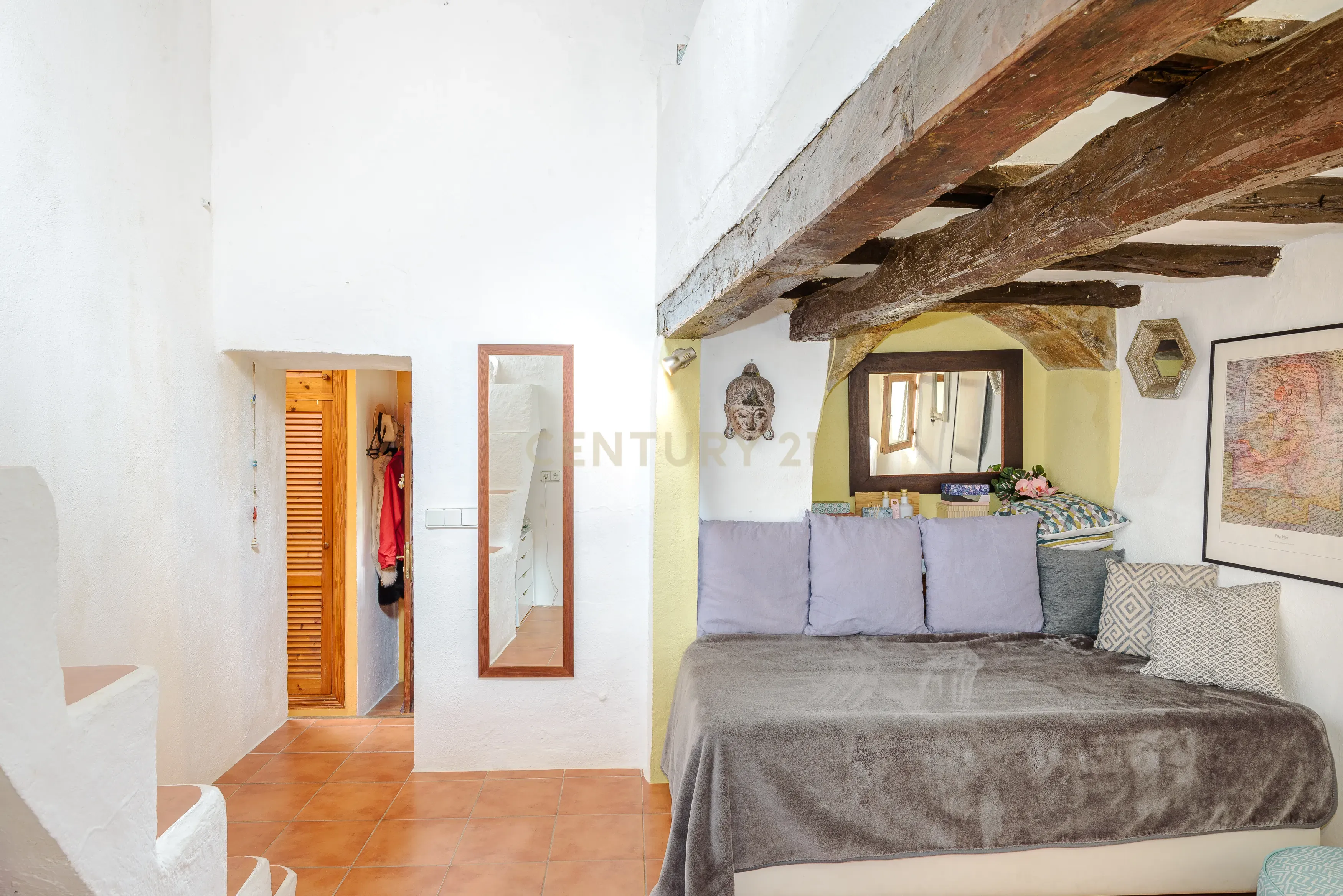 À venda: Casa histórica com grande potencial em Dalt Vila – Ibiza - Image 19
