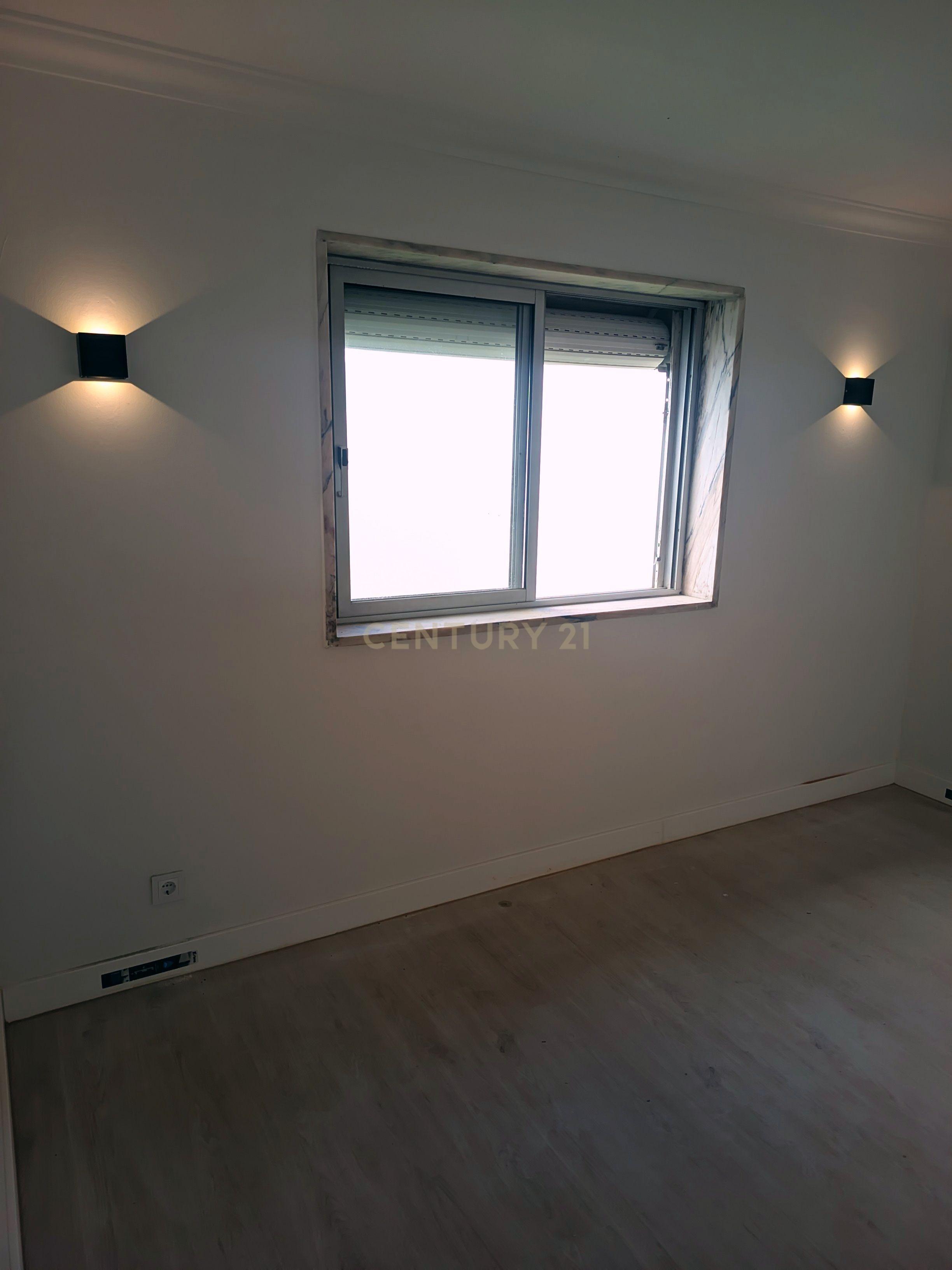 Fotografia 6 de Apartamento T2 em Campolide, Lisboa