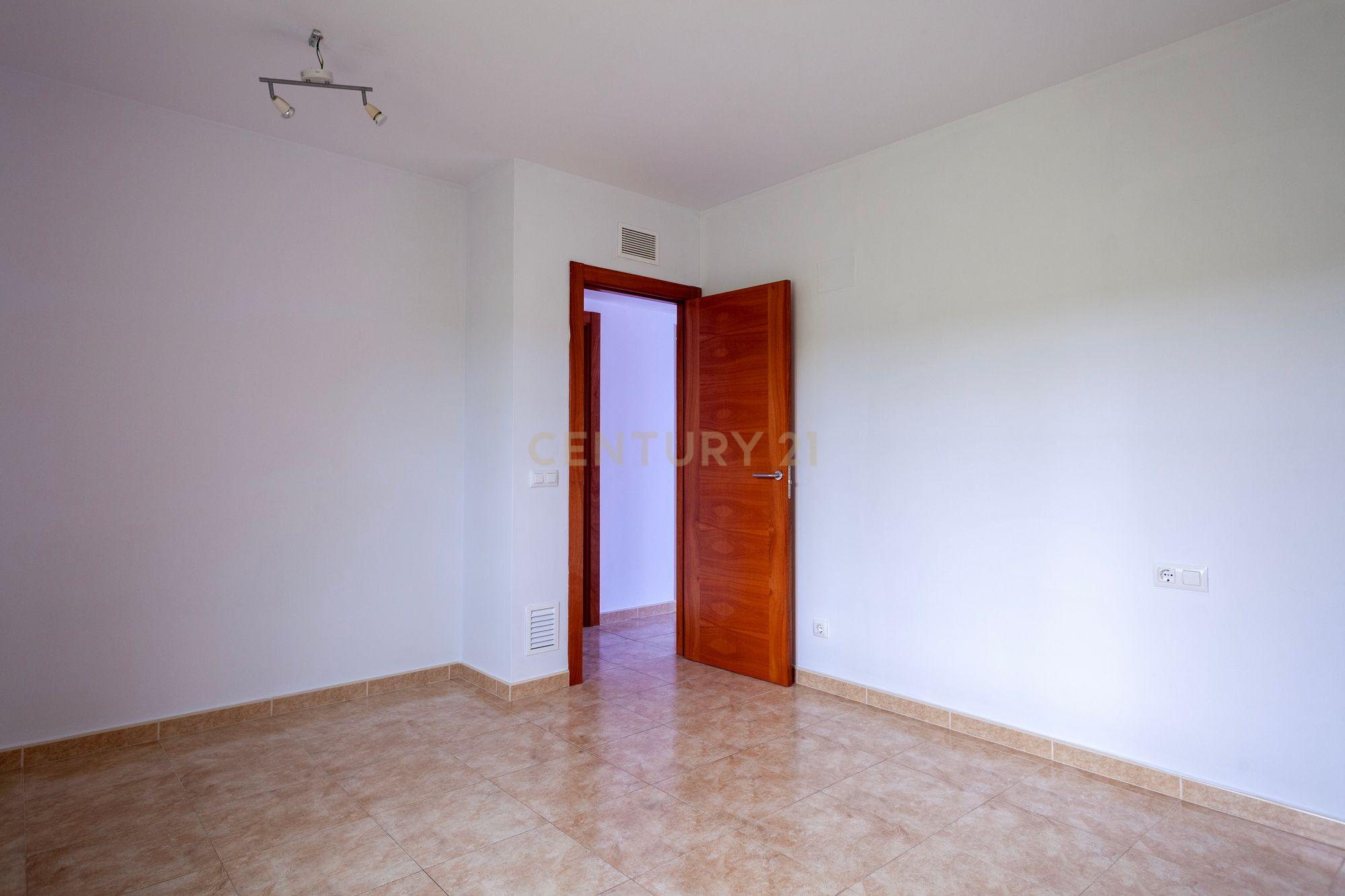  - Image 25