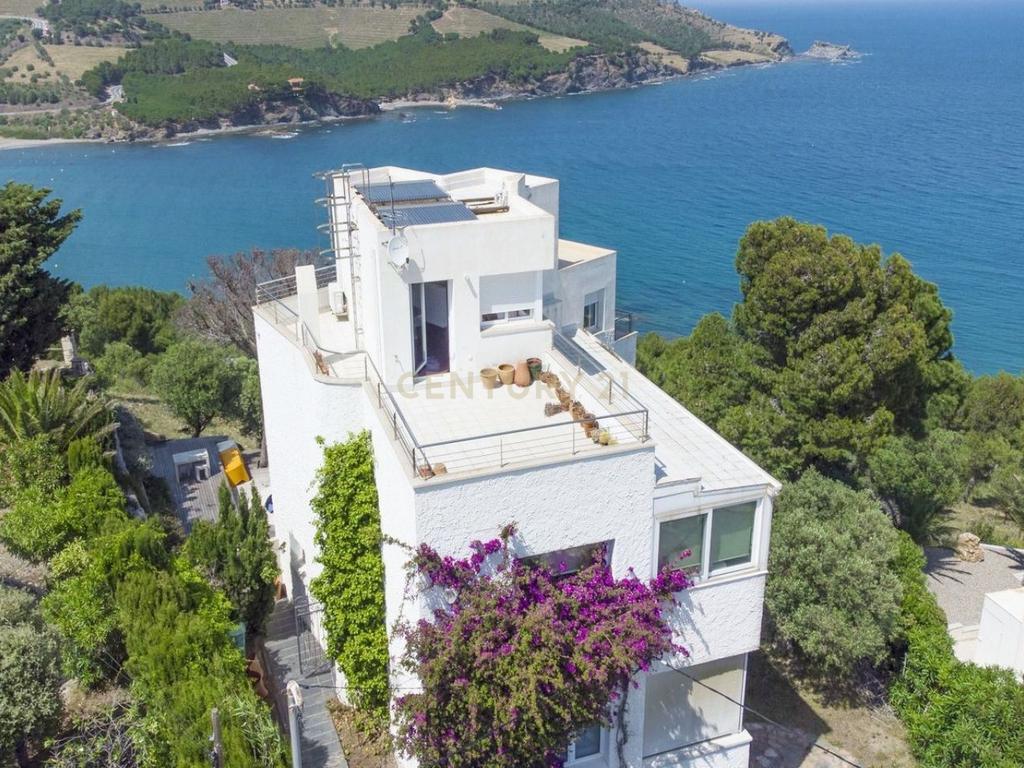 Casa com vista panorâmica para o mar, piscina privada e 5 quartos em Llançà - Image 1