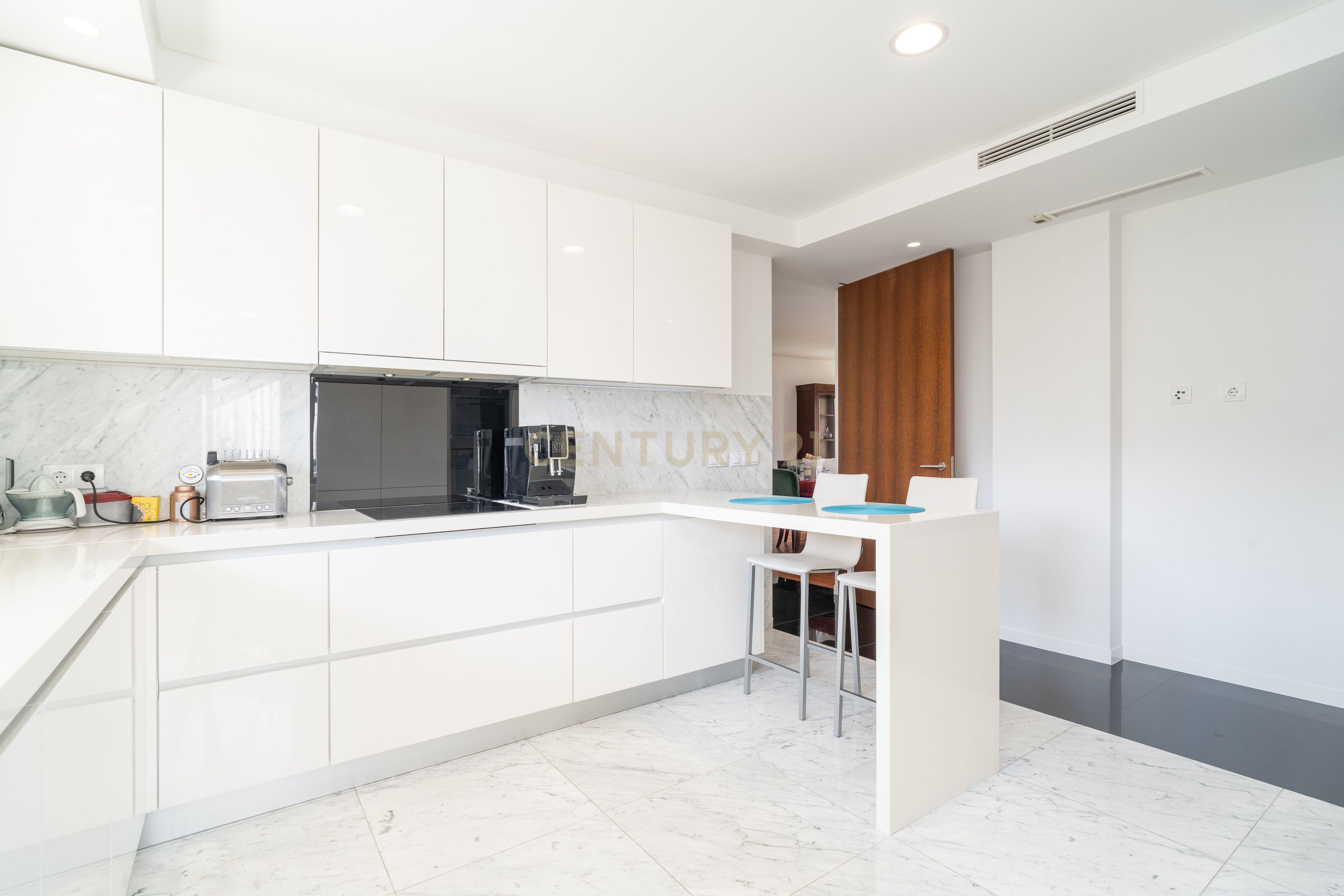 Requintada Penthouse T6 em Celas - Coimbra - Image 7