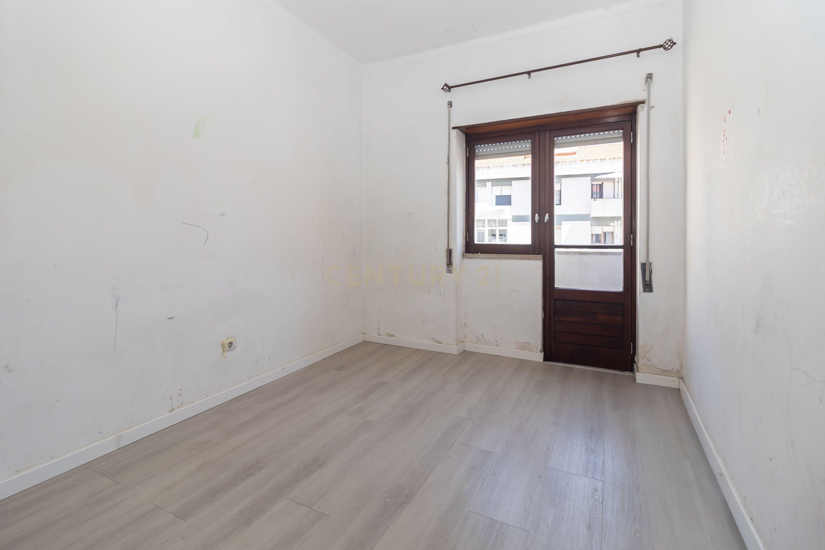 Fotografia 12 de Apartamento de 4 assoalhadas na Amora