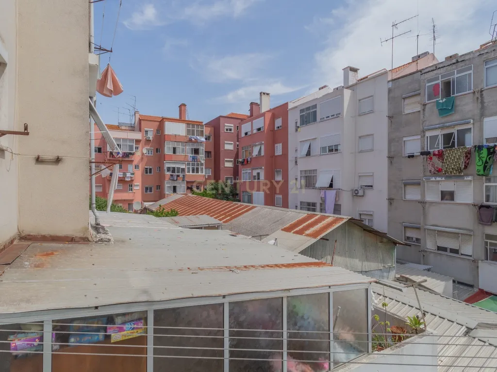 Apartamento T3 em Moscavide, Loures - Image 26