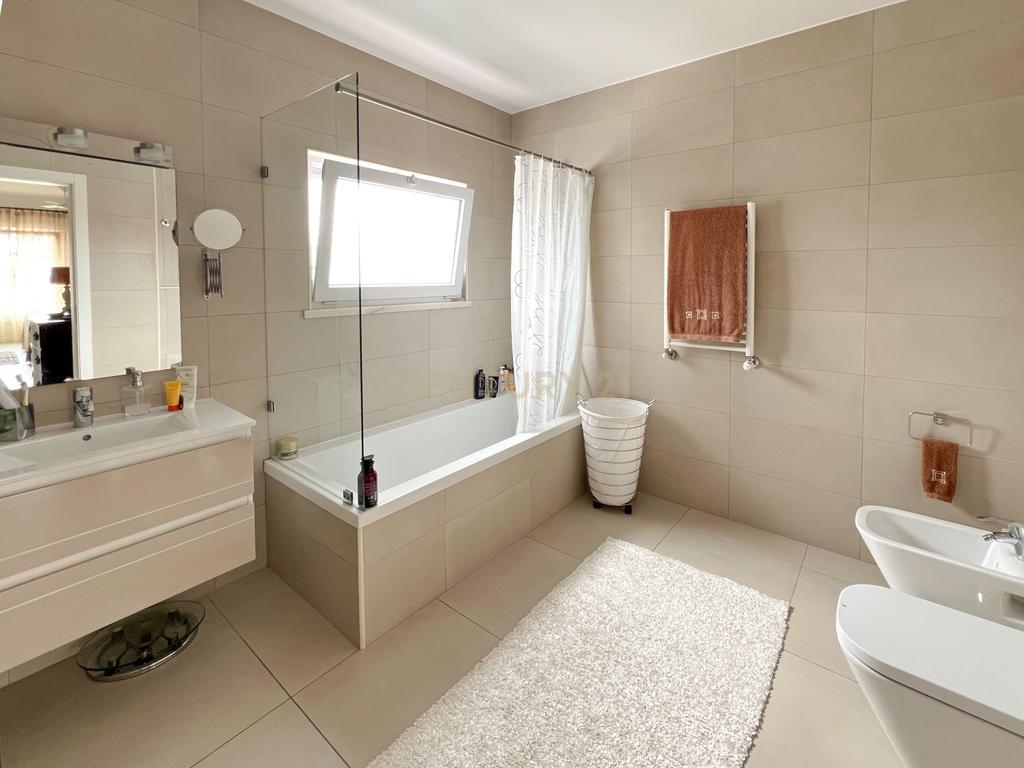 Apartamento T2 Duplex Torres Vedras centro - Image 27