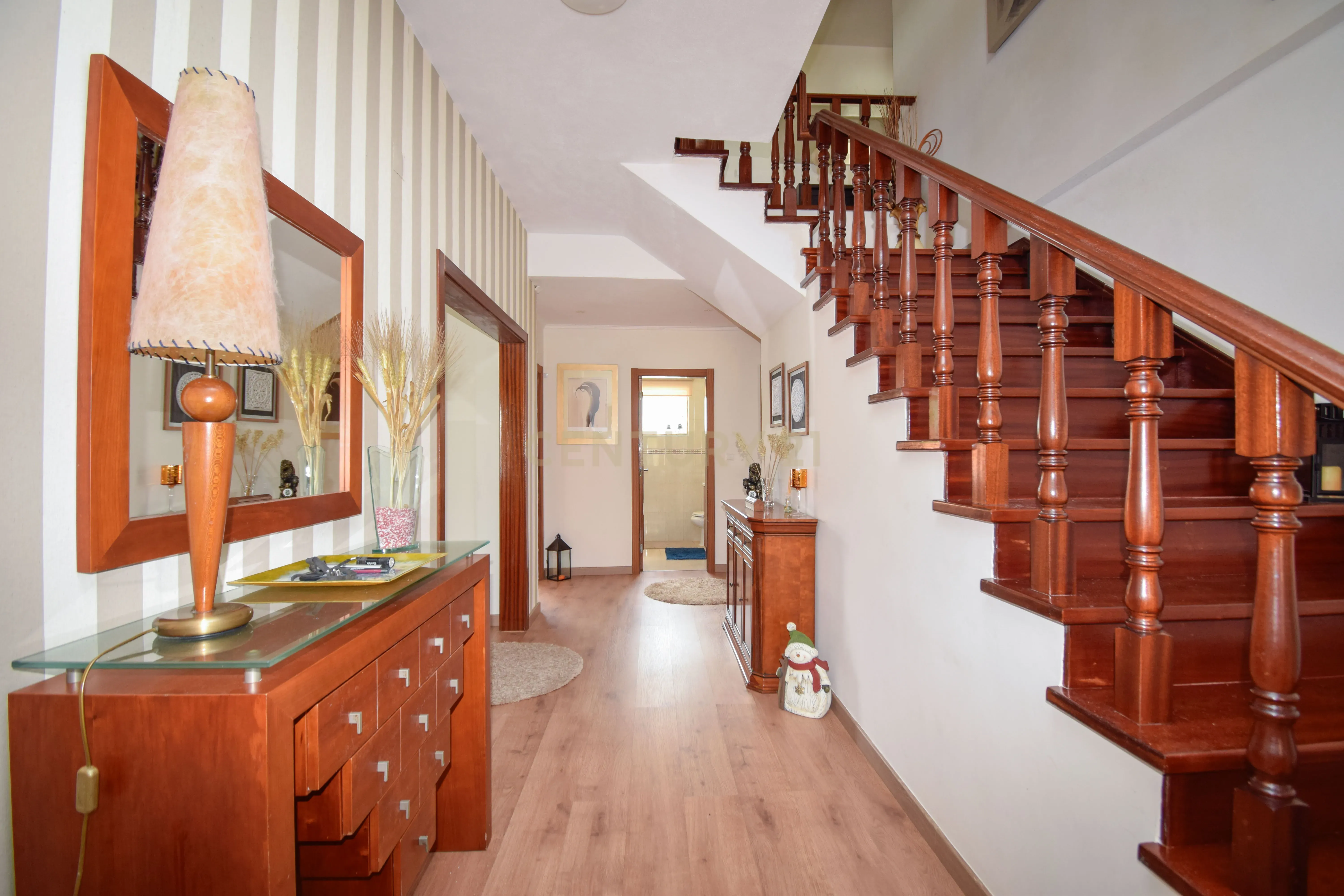 Moradia T5 de Sonho em Serra Chã – Caneças | Conforto, Natureza e Proximidade de Lisboa - Image 1