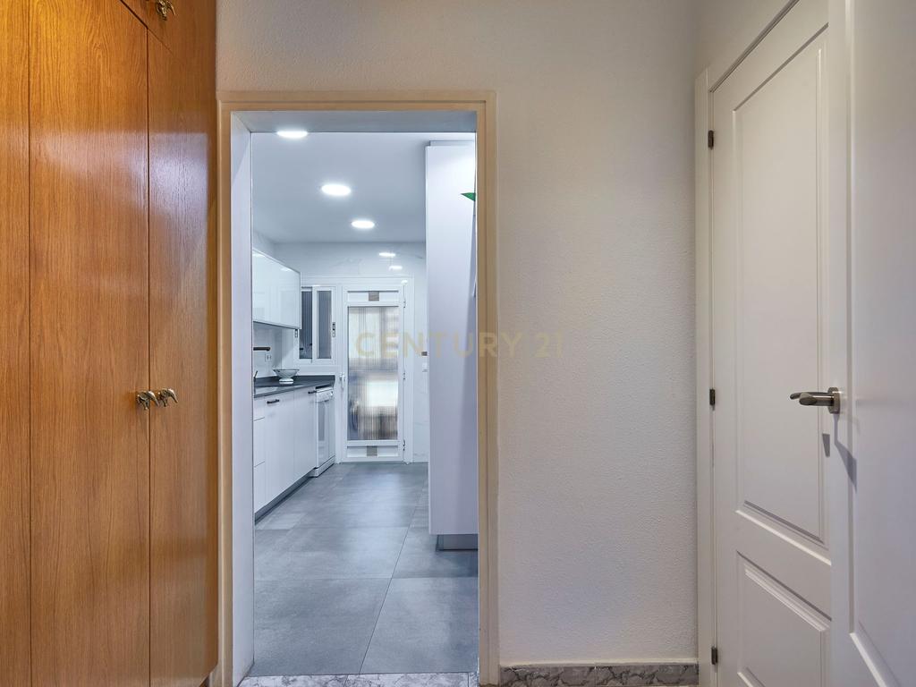  - Image 25