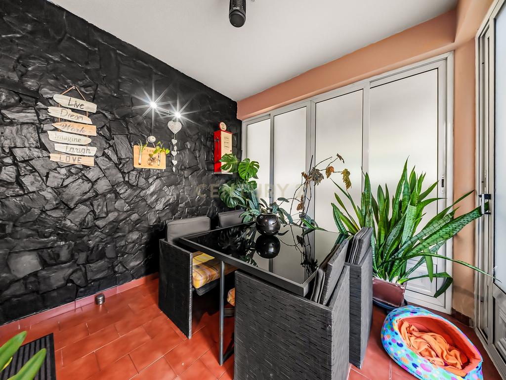 Moradia Geminada T3 com excelentes áreas, terreno e localização privilegiada em Fernão Ferro - Image 6