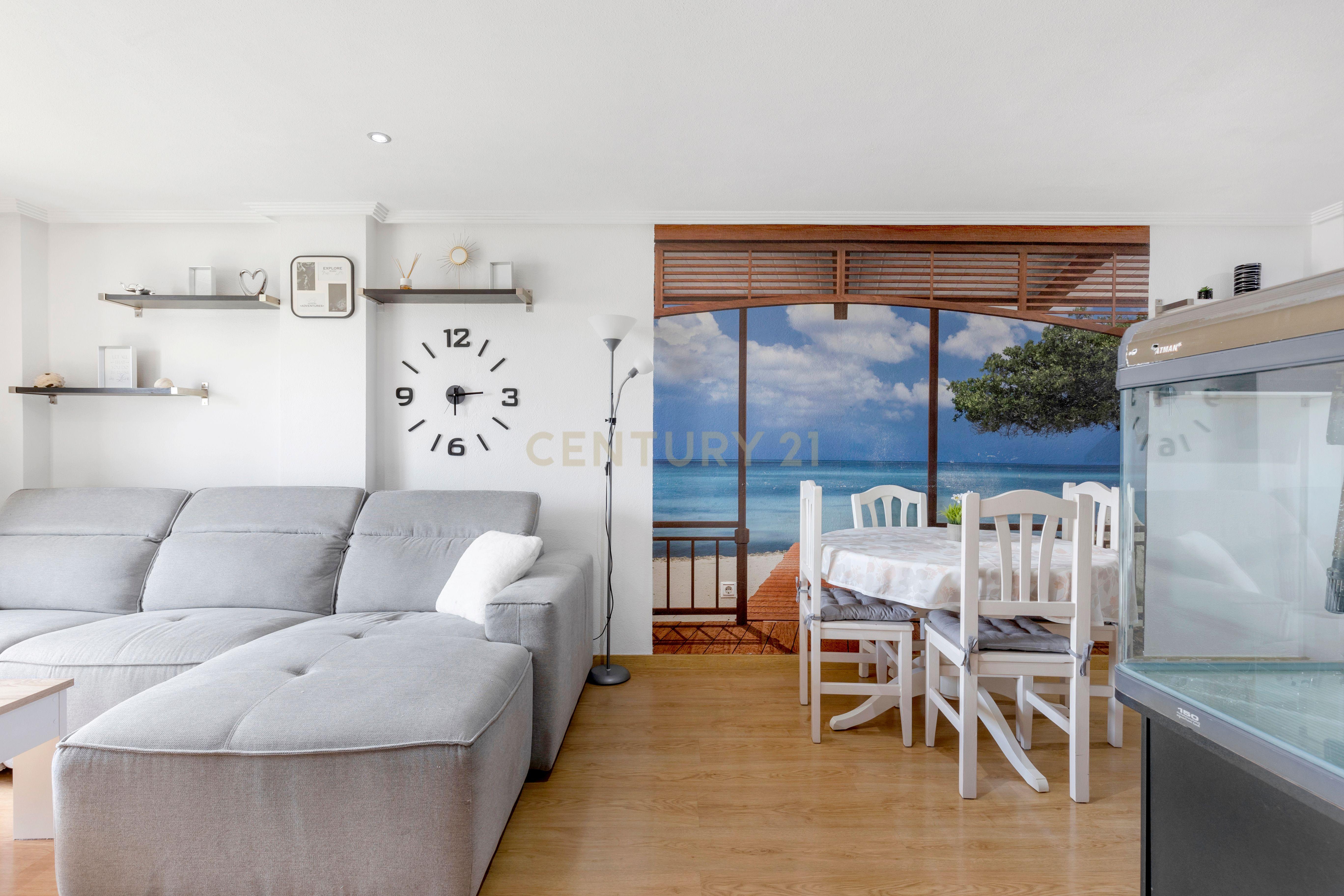 Penthouse com Vista Mar Perto do Centro de Torrevieja - Image 10