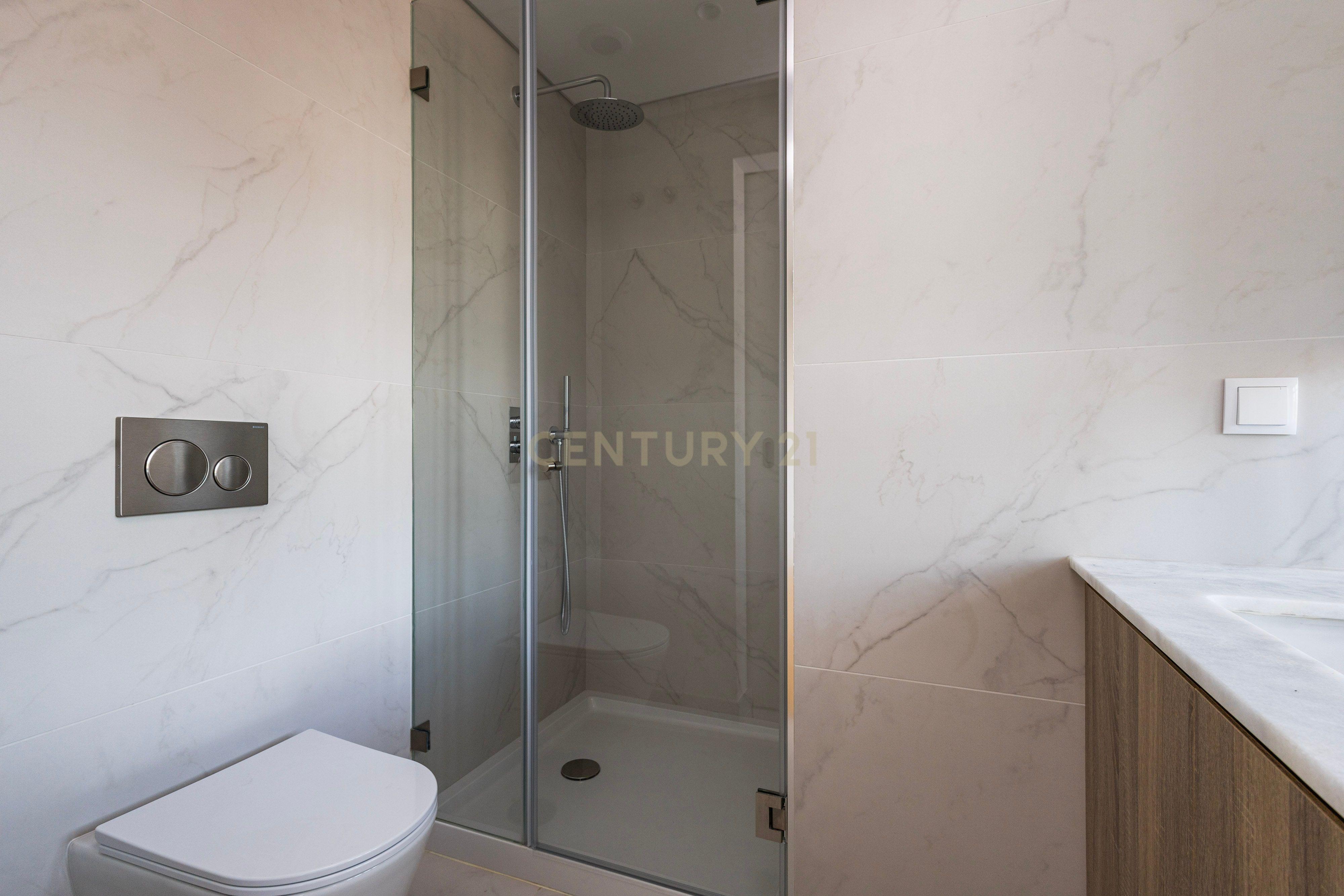 T2 no BERNA HERITAGE, um Edifício Único e Icónico no coração da cidade de Lisboa! - Image 25