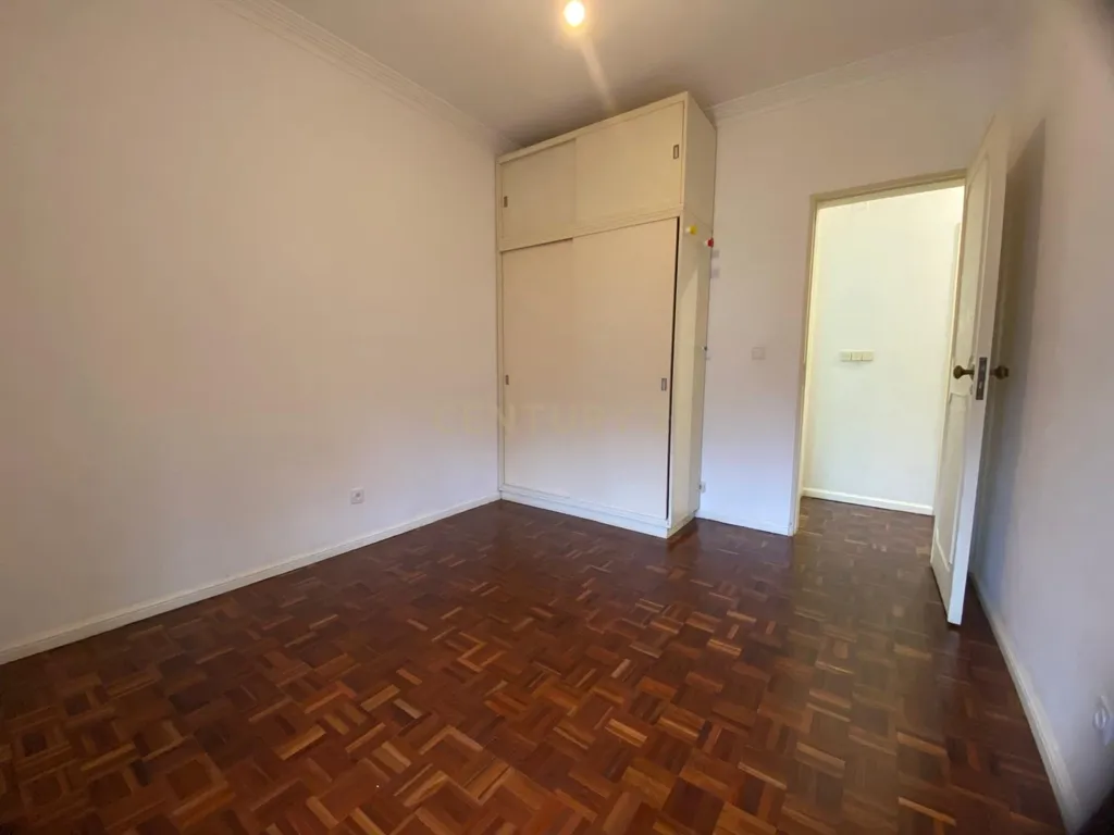 Apartamento T2 para Arrendamento - Image 24