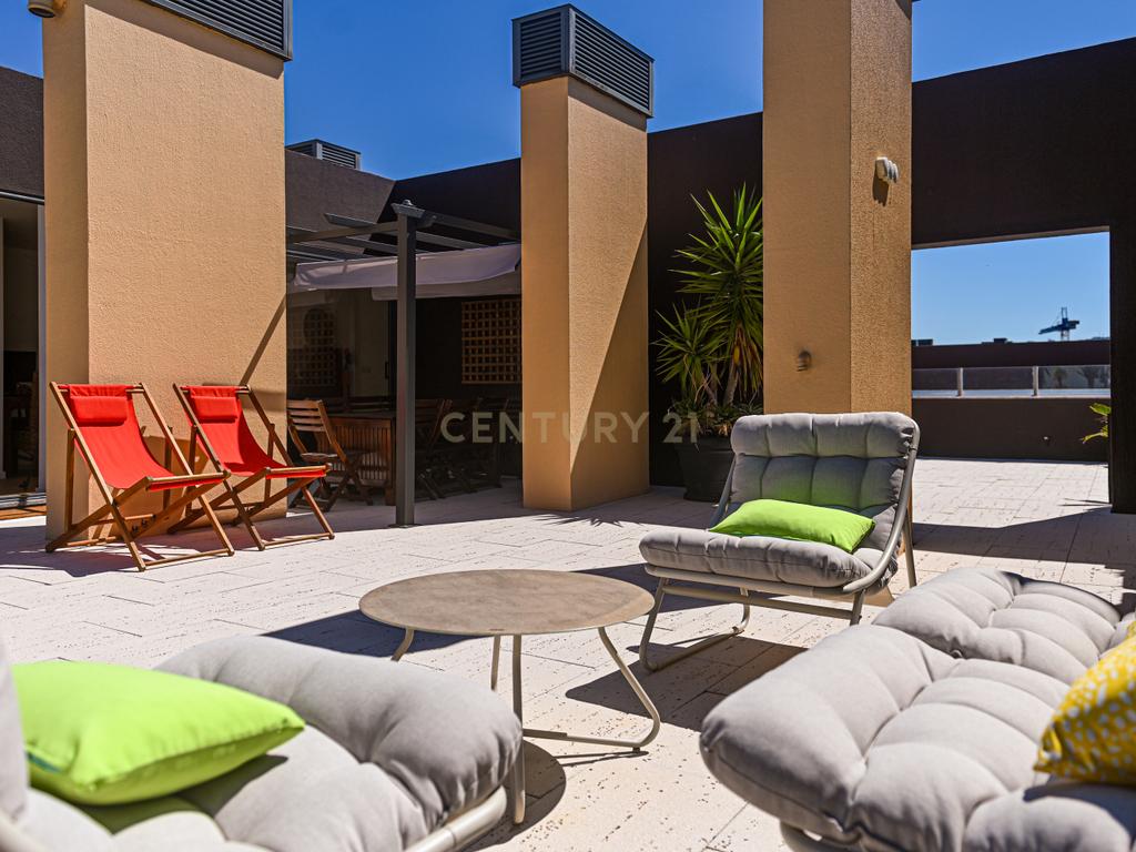 Penthouse | T4+1 | Terraço com Churrasco | Box | Infantado - Image 4
