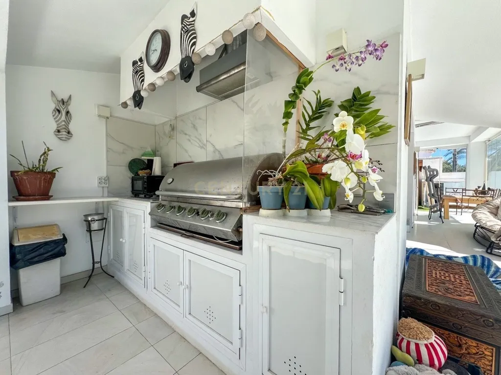 Elegante moradia de 3 quartos com vista para o mar em Costalita, Marbella - Image 18
