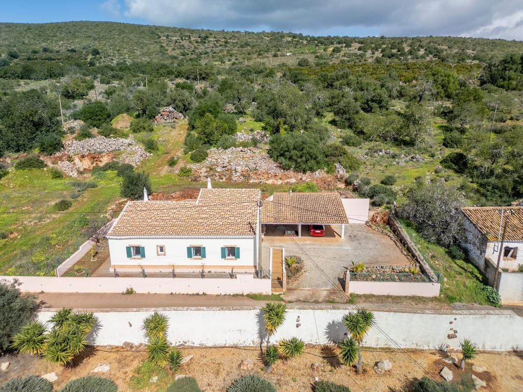 Quinta encantadora com potencial de expansão perto de Albufeira - Image 2