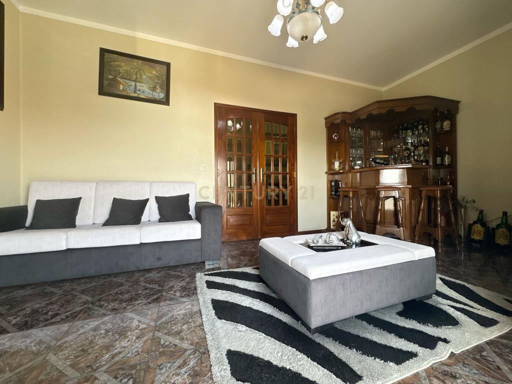 Moradia com 3 Apartamentos com área exterior em Vilela, Paços de Ferreira - Image 21
