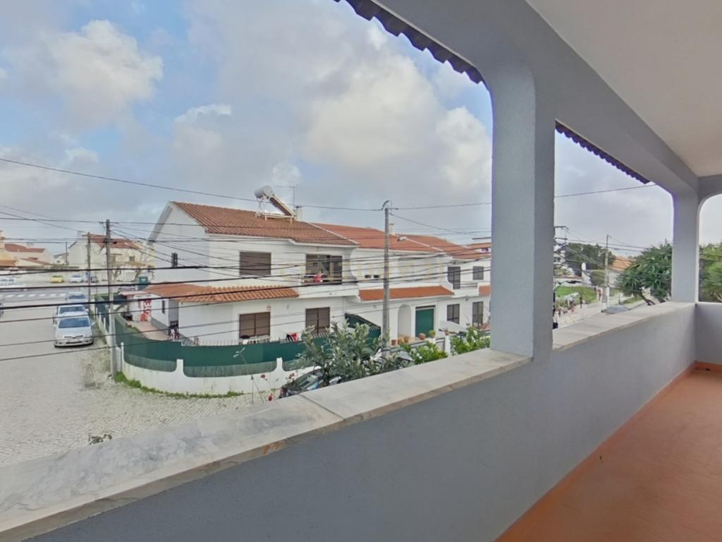 Usufruto Vitalício - Excelente Oportunidade de Investimento | Moradia Isolada T3 - Image 22
