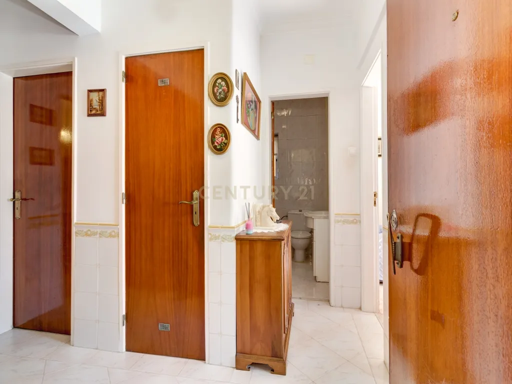 Apartamento T2+1 em Sacavém, Loures - Image 17
