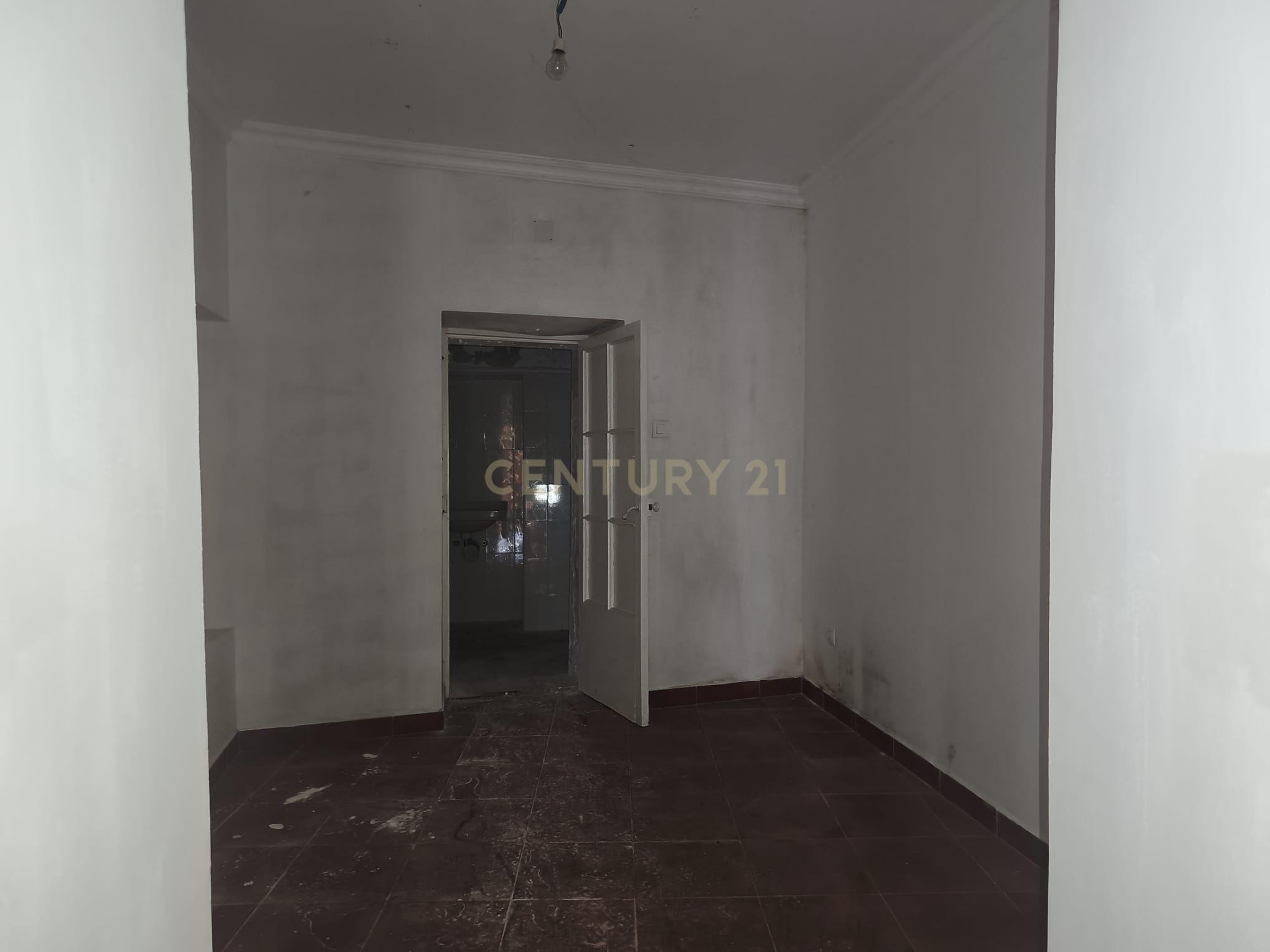 Fotografia 2 de Moradia  com Potencial em Assunção, Elvas - 125m²