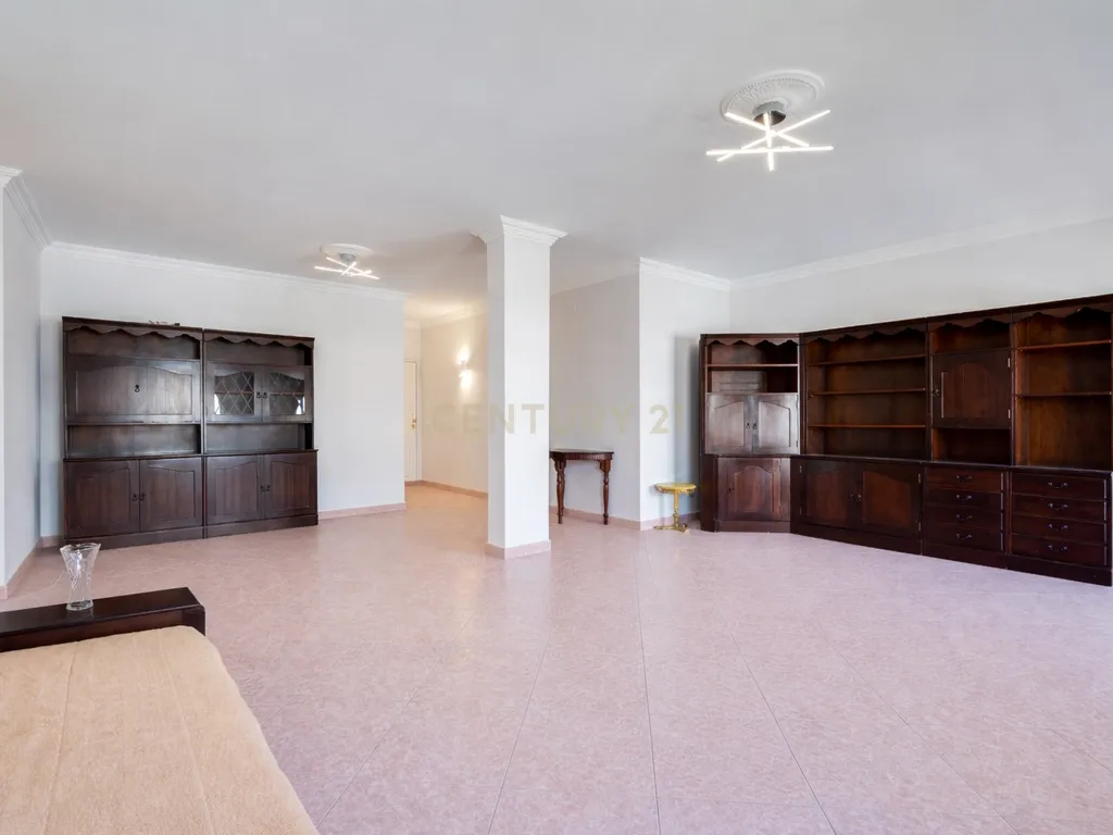 Apartamento T3 a 300m da Praia em Quarteira - Image 4