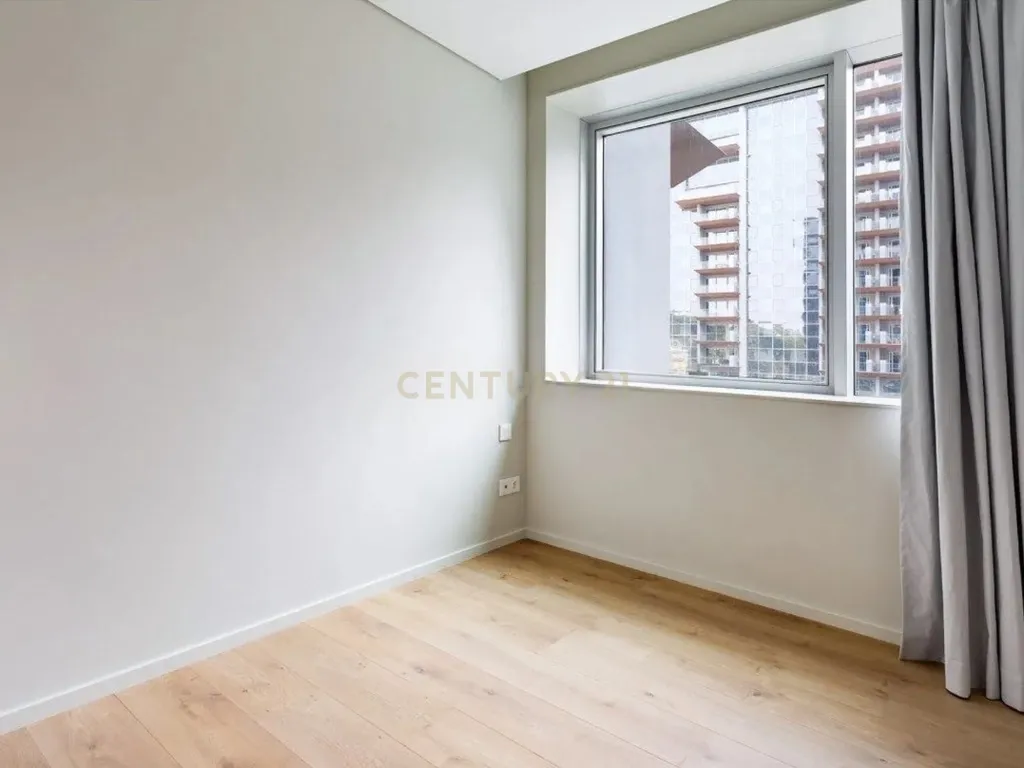 Apartamento Novo em Algés, Oeiras com Vista para a Cidade - Image 26