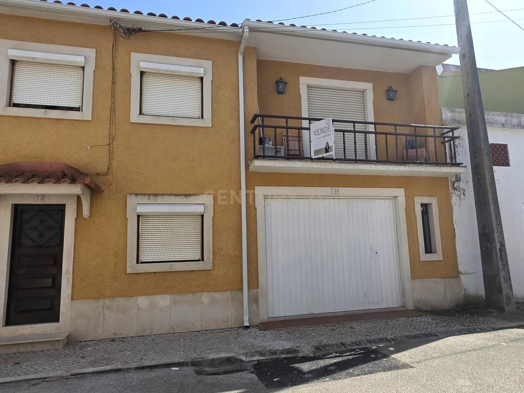 Moradia T5 - Torres Vedras (Dois Portos e Runa) - Image 2
