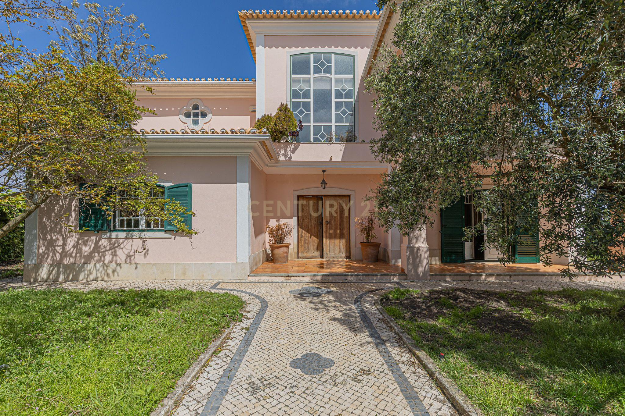 Moradia T5 - Almada - Piscina - Garagem -  364 m² - Terreno 1.024 m² - Image 4