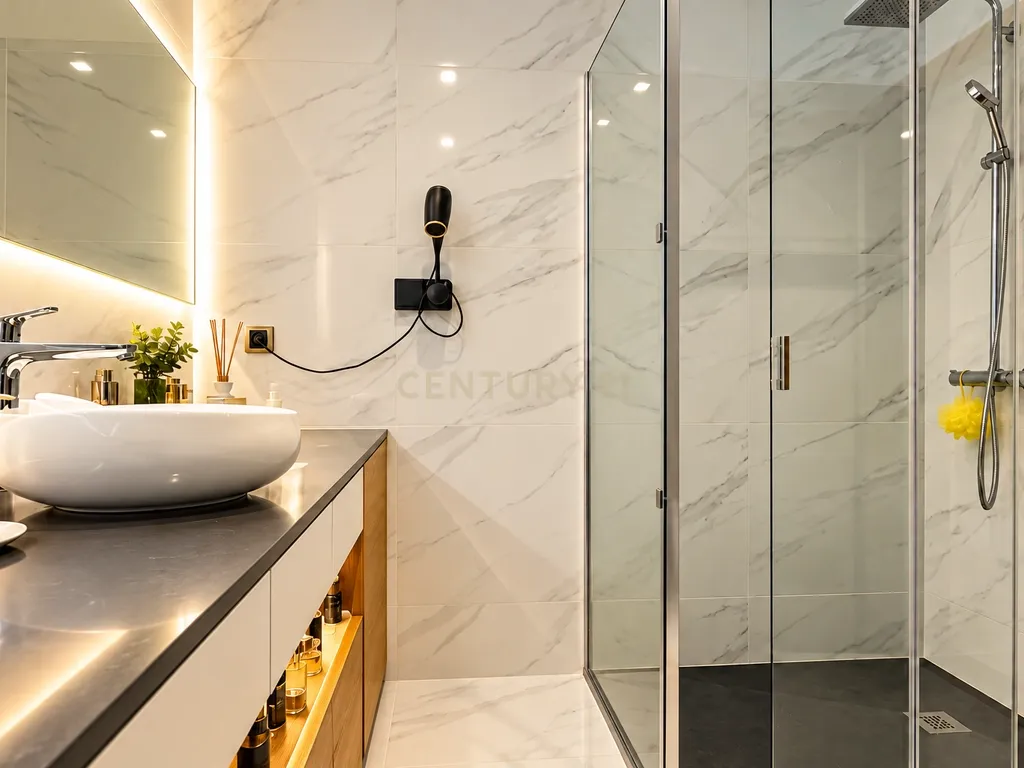 T4 com Piscina | Condomínio Privado PRATAGI | Segurança 24H | Alverca - Image 26