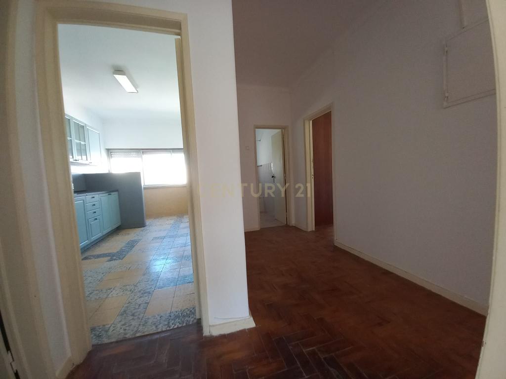 T2 em Alto do Seixalinho, Barreiro - Image 21