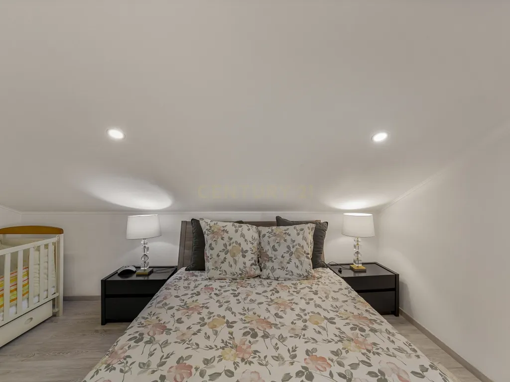 Moradia T3 isolada com garagem, Quinta do Conde - Image 29