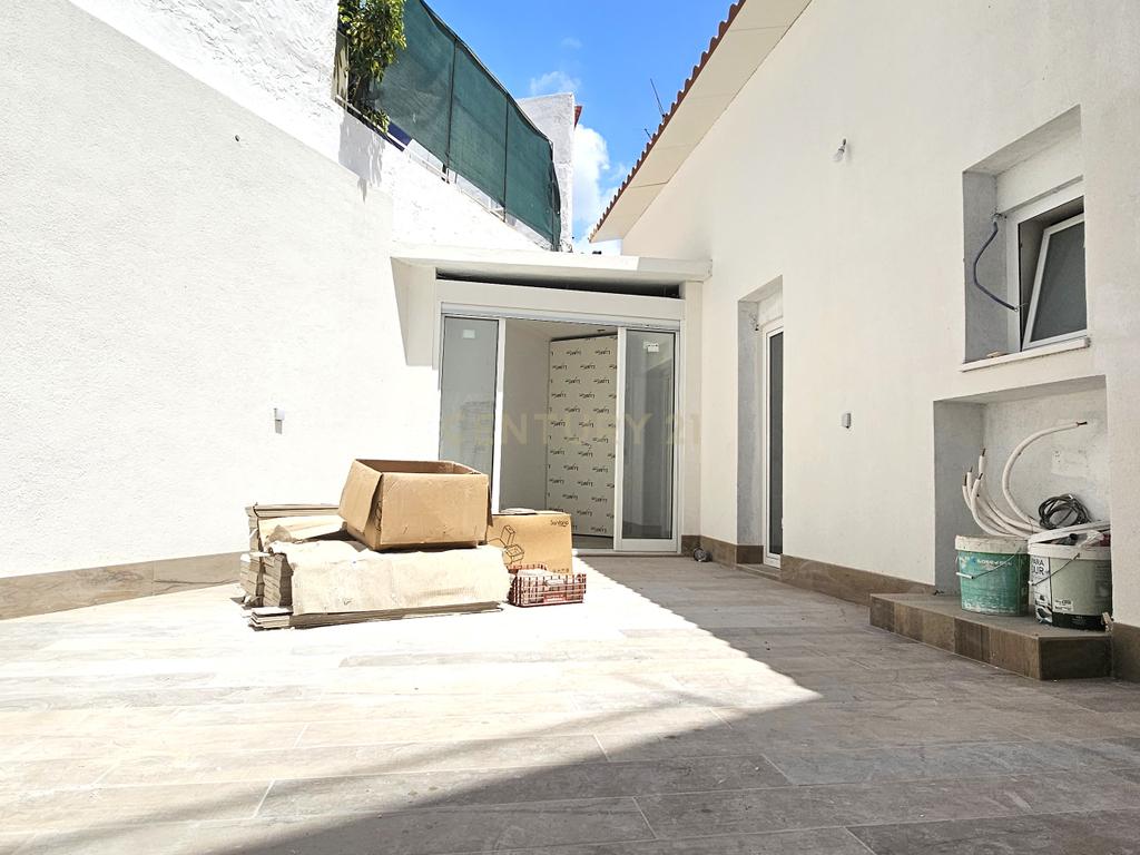 Moradia T2 + 1 no coração do bairro da Ajuda - Image 25