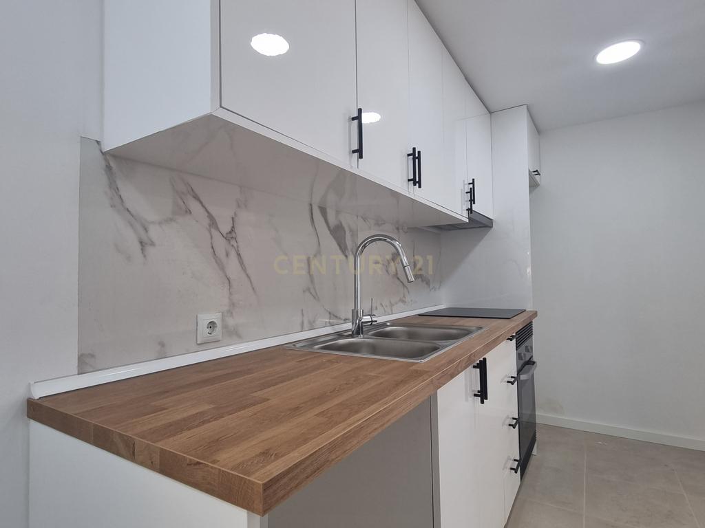 Apartamento Renovado T3 na Torre, Cascais - Image 8